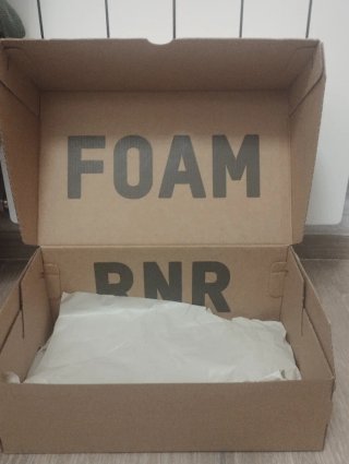Adidas Yeezy Foam RNR Carbon Talla 42