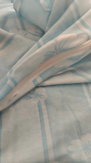 Cubre colchón  y almohada 135 cm
