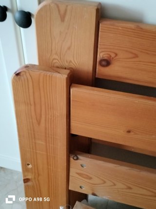 Cama individual de madera Ikea