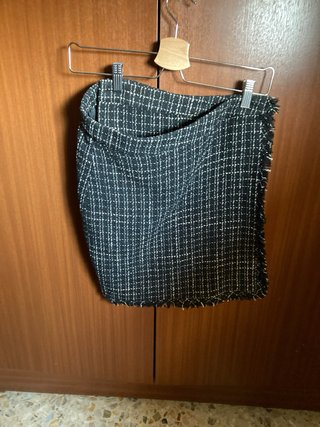 Falda corta tweed