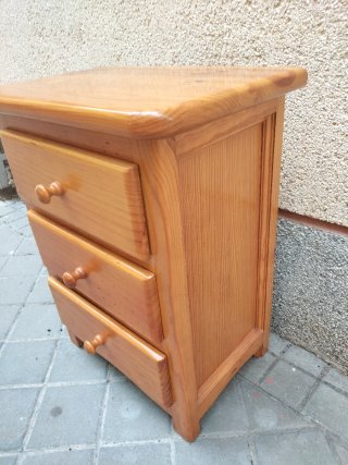 Mesilla o cómoda 3 cajones madera pino maciza
