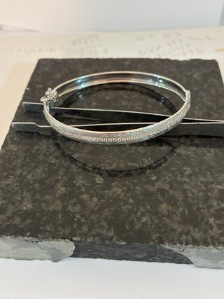 Pulsera rígida oro 18k 12g