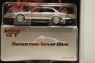 Mini GT 007 Tomorrow Never Dies BMW 750iL
