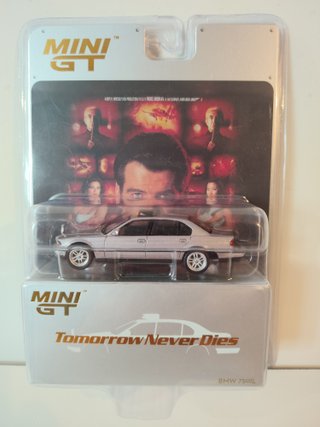 Mini GT 007 Tomorrow Never Dies BMW 750iL