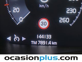 Volvo XC40 T3 115 kW (156 CV)