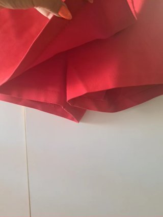 Falda pantalón roja con botones