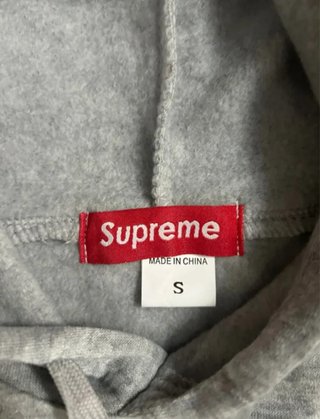 Sudadera Supreme Gris