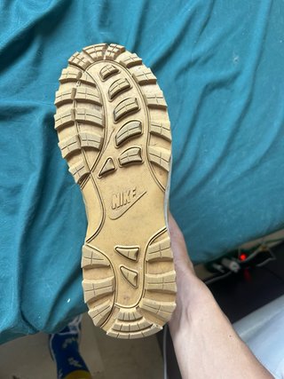 Zapatos Nike Beige/Marrón