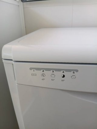 Lavavajillas Indesit
