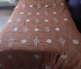 Elegante copriletto matrimoniale in lino