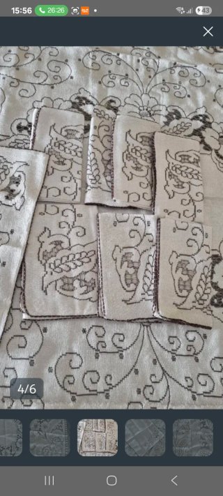 Lote dos cosas.  Pendientes Corazón y Aro y mantel