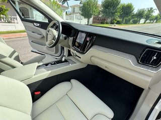 Volvo XC60 2024 B4 Plus Dark FWD Aut.