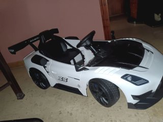 Coche a batería infantil negociable
