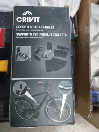 Soportes para colgar pedales de bici
