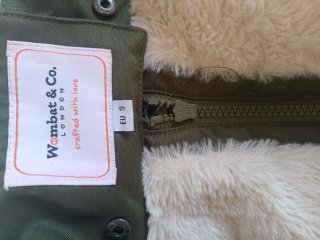 Abrigo de porteo Wombat & Co verde