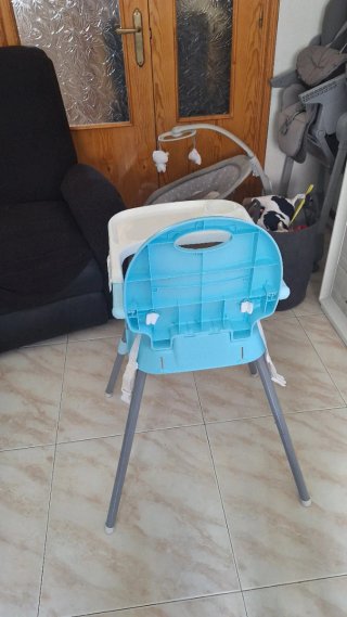 Trona Kikkaboo azul y blanca