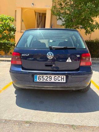 Volkswagen Golf 2002