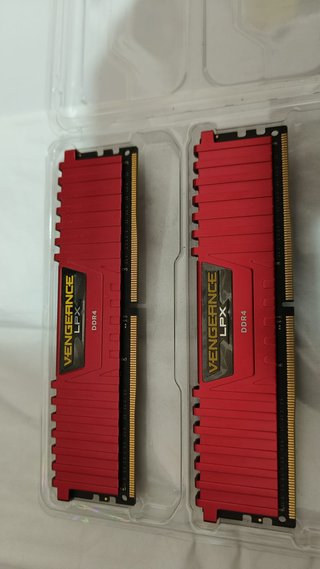 RAM Corsair Vengeance LPX DDR4 16GB (2x8GB)2133MHz