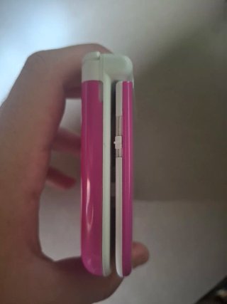 Nuovo Nintendo 3DS XL Rosa e Bianco