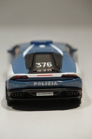 Bburago Lamborghini Huracan Polizia 1:43