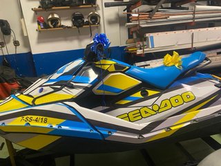 Moto de agua Sea-Doo Spark + Carrito