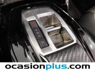 Peugeot 2008 Allure Hybrid eDCS6 107 kW (145 CV)