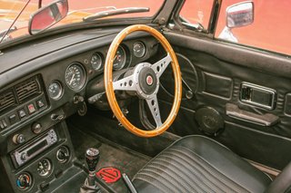 MG B 1979