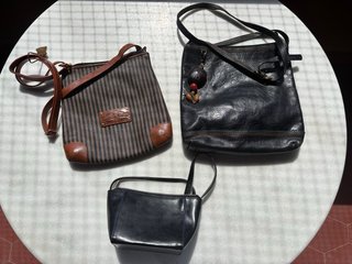 Lote 3 Bolsos Cuero Negro y Marrón