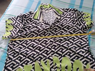 Vestido camisero satinado estampado