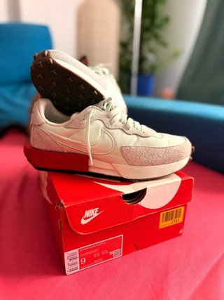 Nike Fontanka Waffle Talla 40.5 Edición Limitada