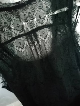 Mono corto negro encaje