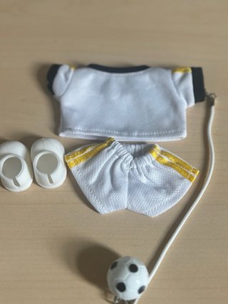 Ropa y accesorios Popmart Labubu Real Madrid