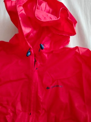 Chubasquero Quechua Rosa