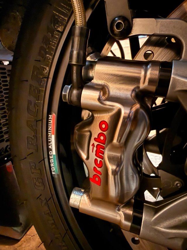 Pinzas Brembo GP4RX 108mm USADAS