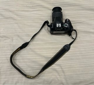 Nikon D3300 + objetivo 18-55mm