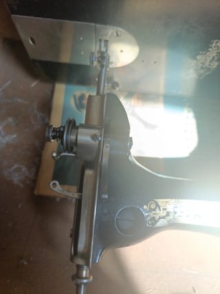 Máquina de coser antigua