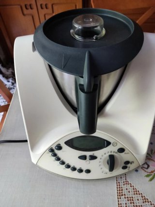 Vorwerk Thermomix -usado dos o tres veces,nueva.