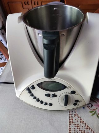 Vorwerk Thermomix -usado dos o tres veces,nueva.