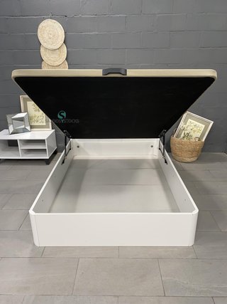 Letto a soppalco con contenitore in legno