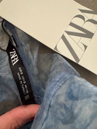 Blusa Zara azul manga larga transparente