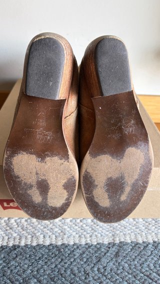 Botines de ante marrón con tacón