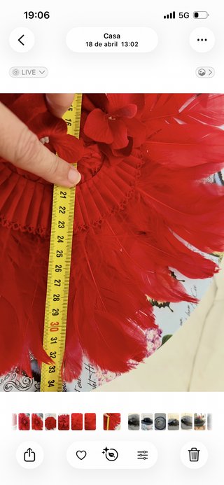 Tocado de plumas rojo boda invitada con flores 34c