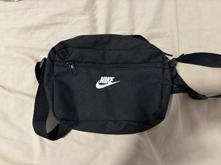 Riñonera Nike Negra Nueva