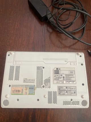 LG X110 Portátil