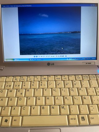 LG X110 Portátil