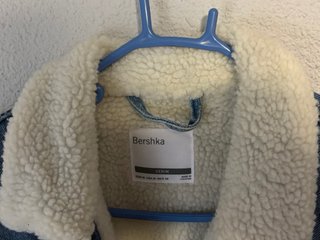 Chaqueta vaquera Bershka