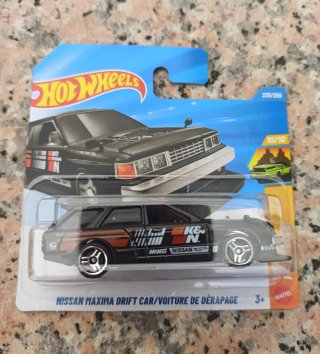 Hot Wheels Nissan Maxima Drift Car 225/250