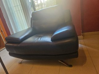 Sillón de piel negro 1 plaza, amplio