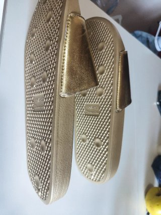 Chanclas Champion Doradas Talla 42.5