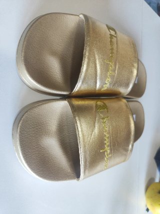 Chanclas Champion Doradas Talla 42.5